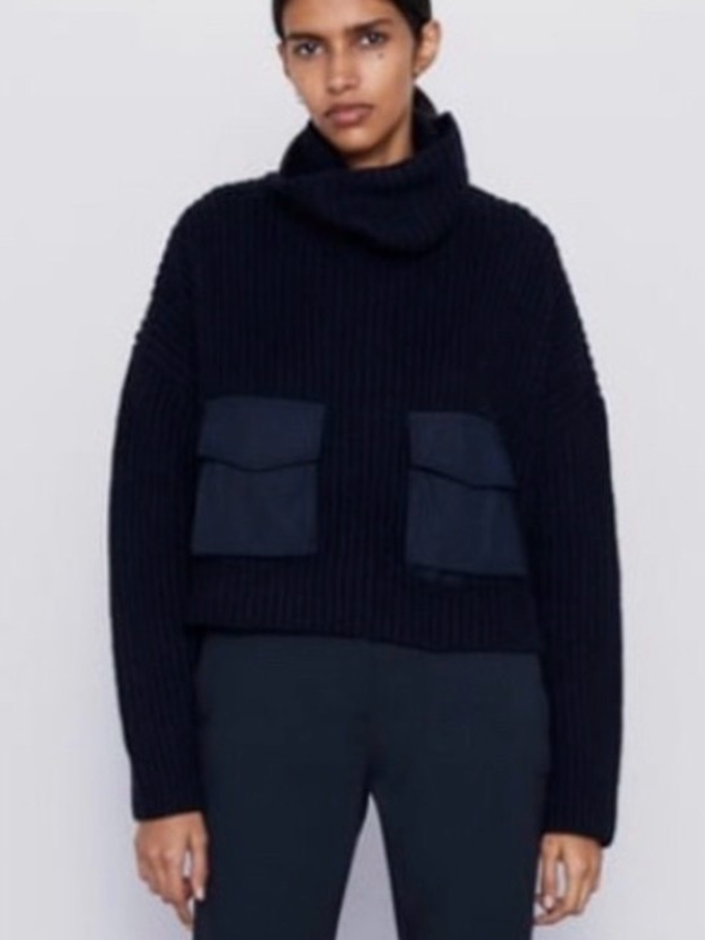 Zara Women’s Navy Blue Chunky Turtleneck Sweater with Large Pockets, Size Large